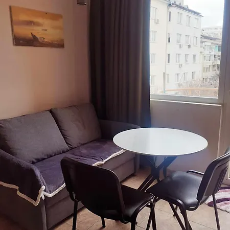 Varna Apartment アパート