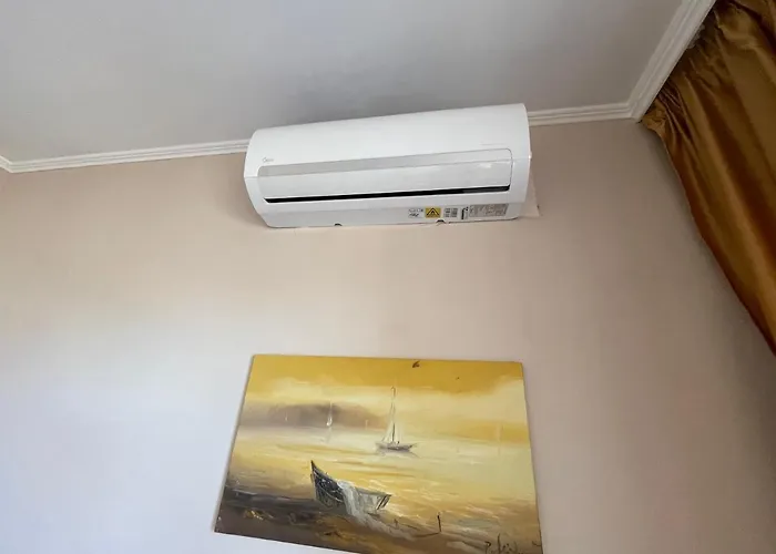 Varna Apartment דירה *